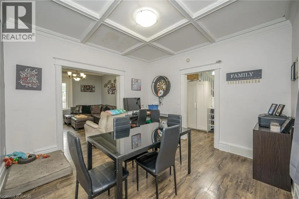 372 BEACH Road