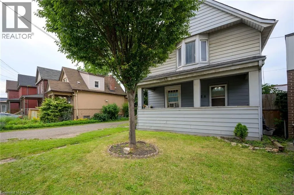 372 BEACH Road