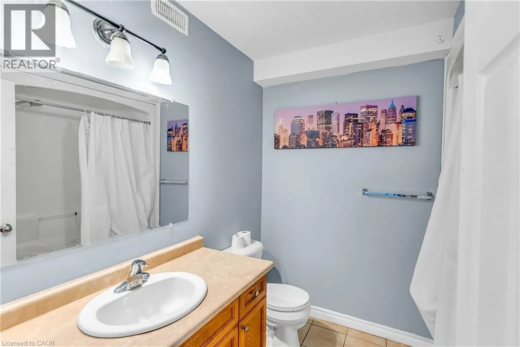 180 UNION Street W Unit# C #C