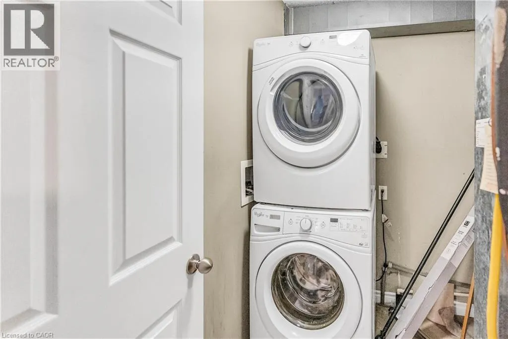 180 UNION Street W Unit# C #C