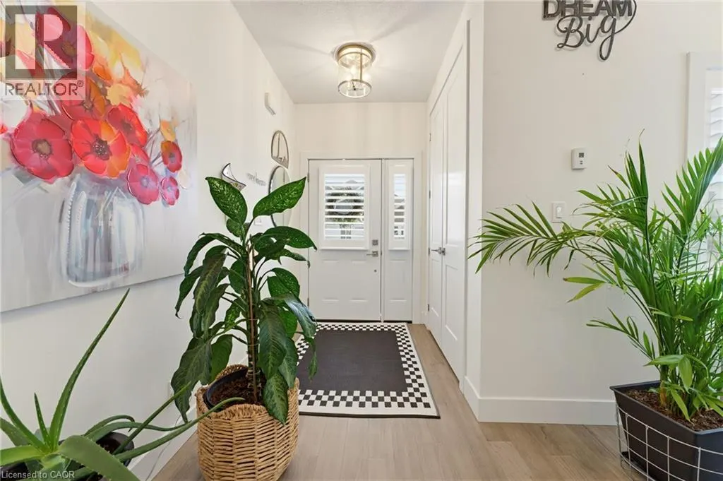 744 NELSON Street Unit# 11 #11