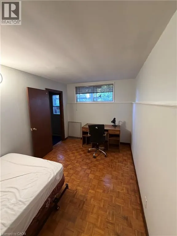 10 CARDILL Crescent Unit# Lower #Lower