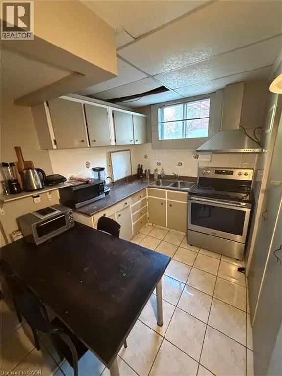 10 CARDILL Crescent Unit# Lower #Lower