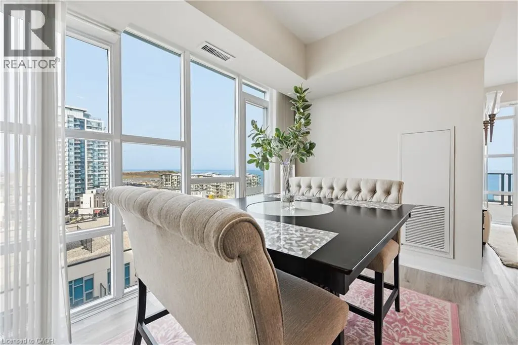 16 CONCORD Place Unit# 807 #807