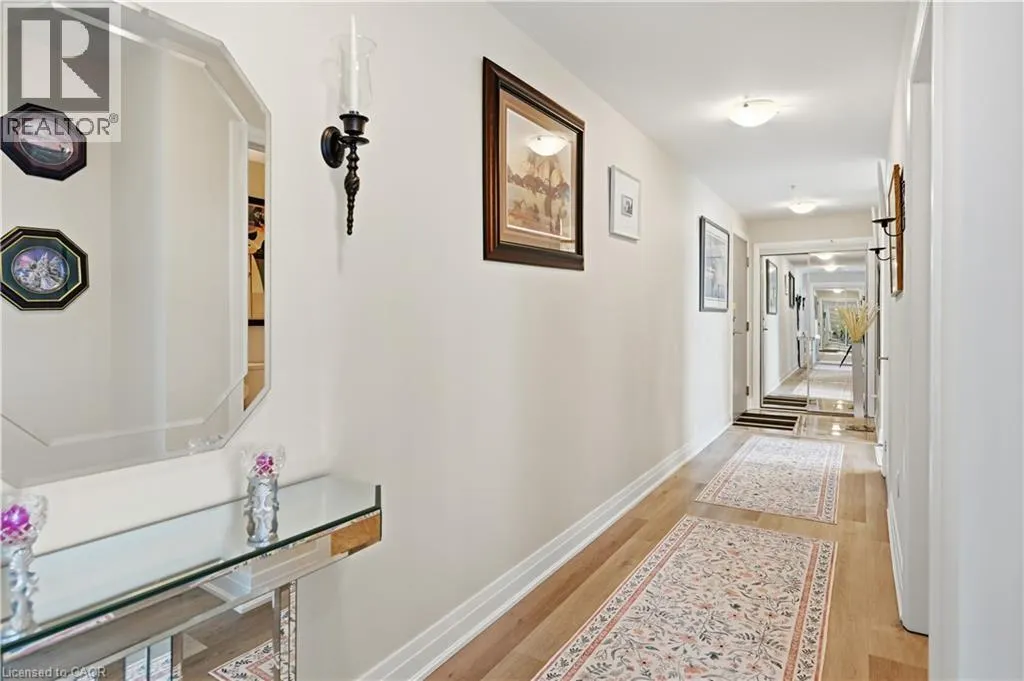 16 CONCORD Place Unit# 807 #807