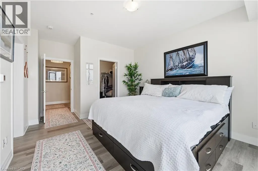 16 CONCORD Place Unit# 807 #807