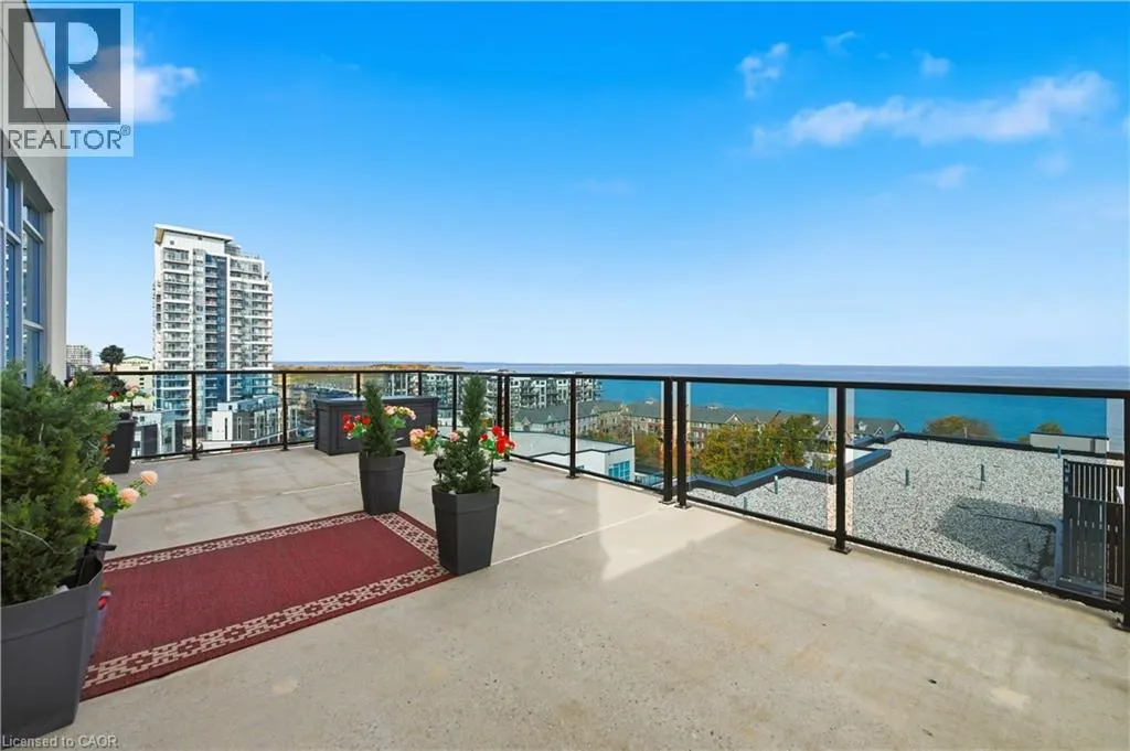 16 CONCORD Place Unit# 807 #807