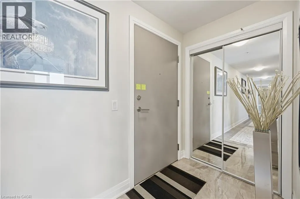 16 CONCORD Place Unit# 807 #807