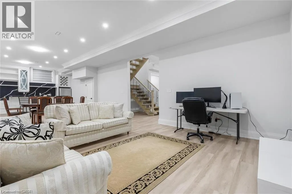 455 SAMFORD Place