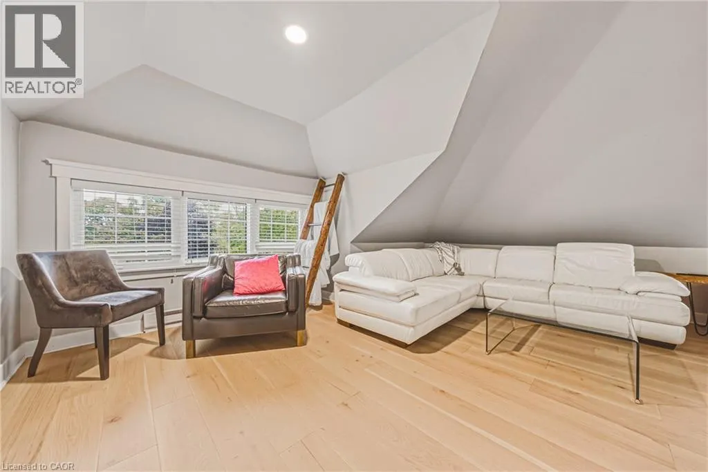 595 MOUNT PLEASANT Road