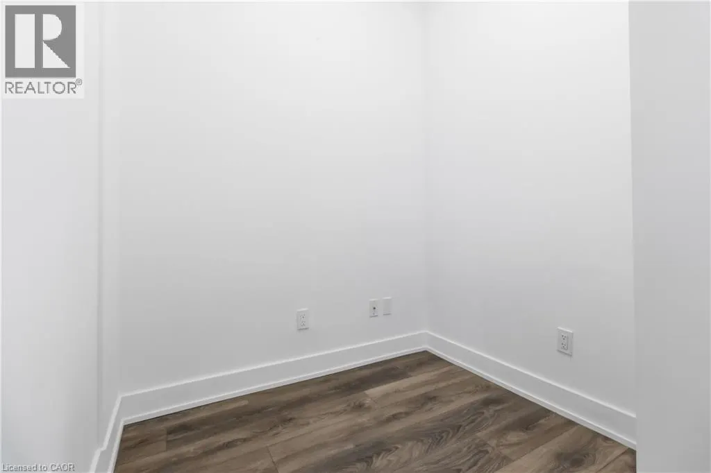 2489 TAUNTON Road Unit# 815 #815