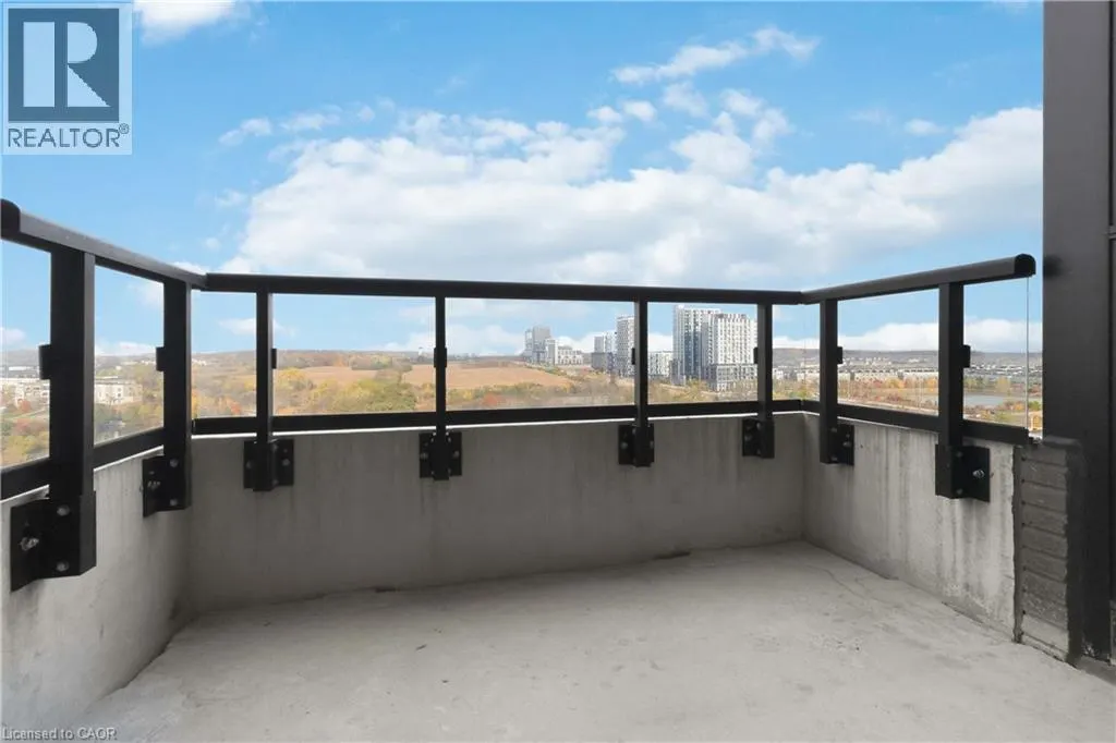 2489 TAUNTON Road Unit# 815 #815