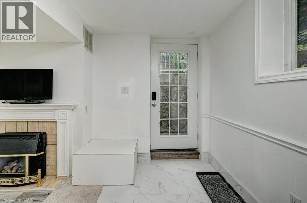 117 E GLENECHO Court Unit# Basement #Basement