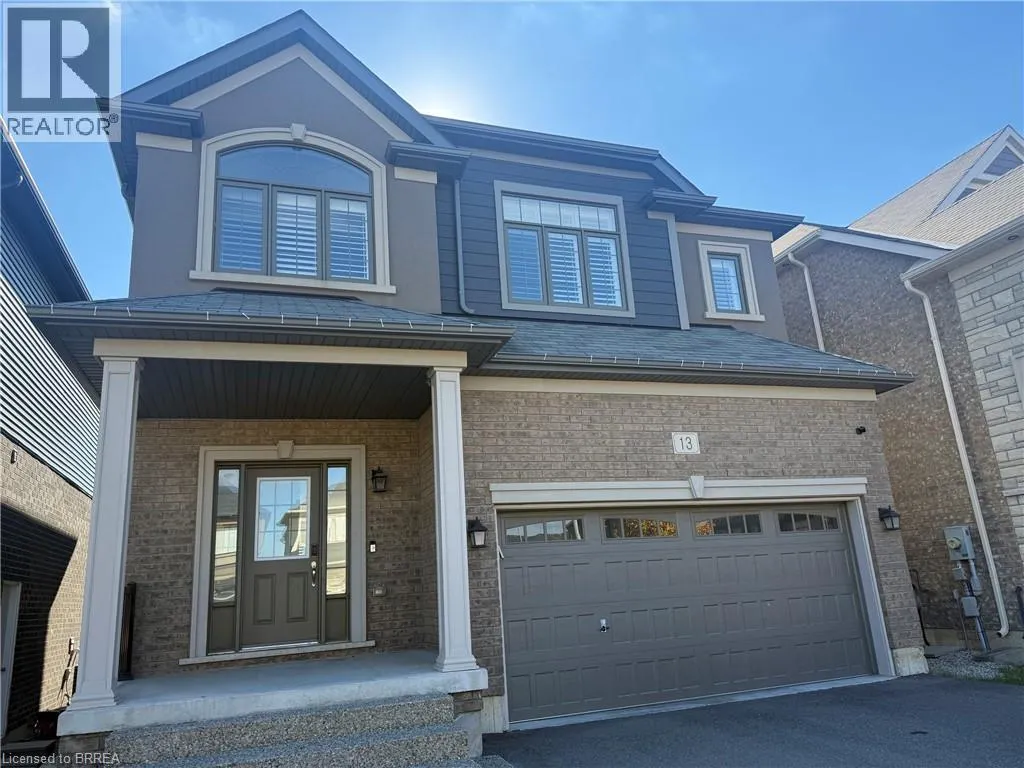 13 FLAGG Avenue