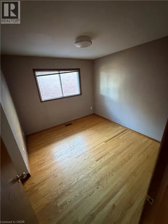 10 CARDILL Crescent Unit# Upper Level