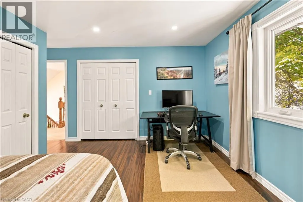 575 HEMINGWAY Place