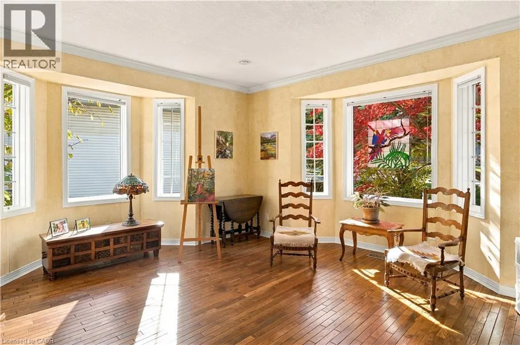575 HEMINGWAY Place