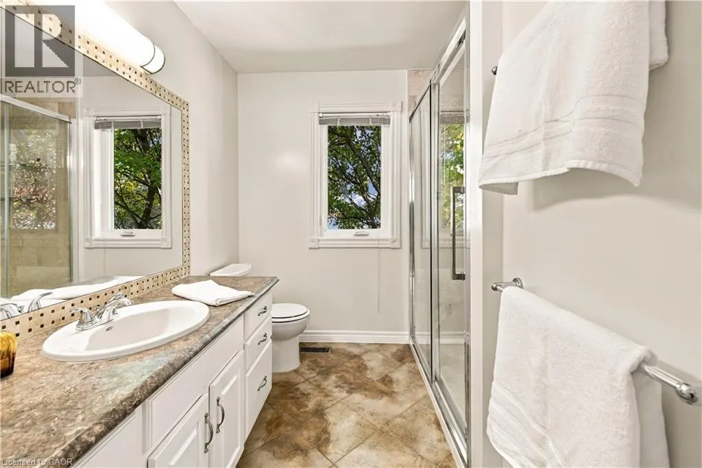 575 HEMINGWAY Place