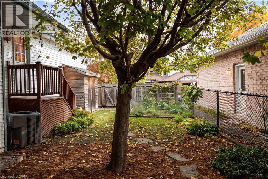 575 HEMINGWAY Place