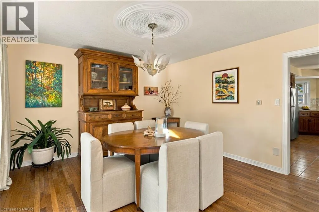 575 HEMINGWAY Place