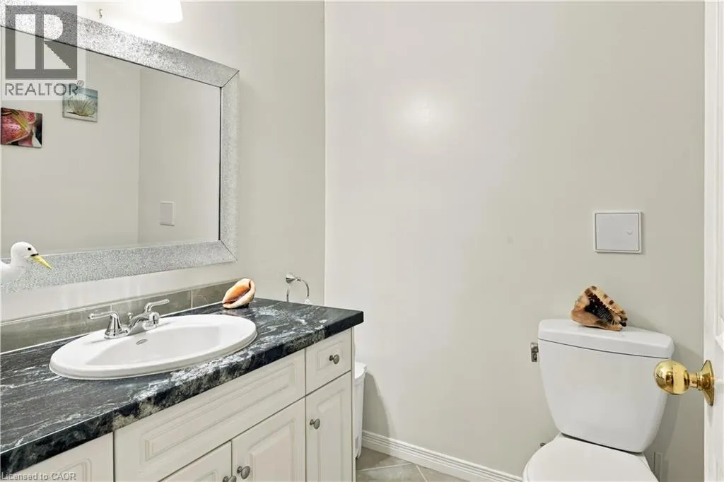 575 HEMINGWAY Place