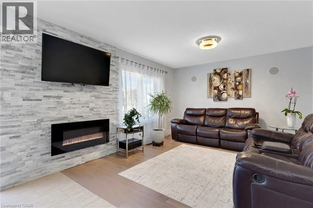 343 STEEPLERIDGE Street