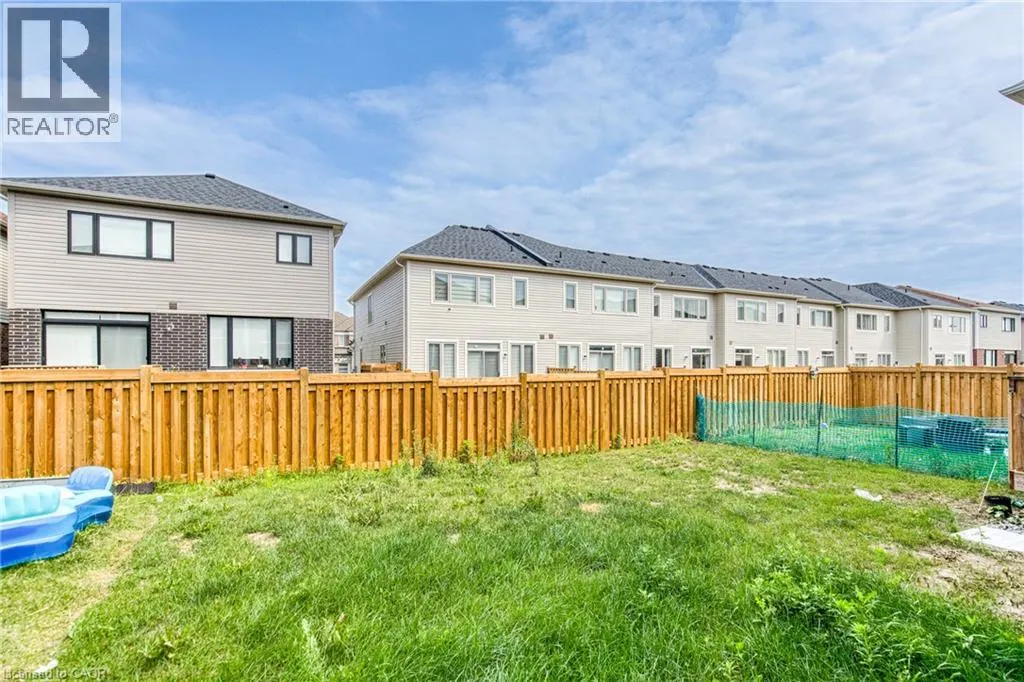 12 HYLTON Drive