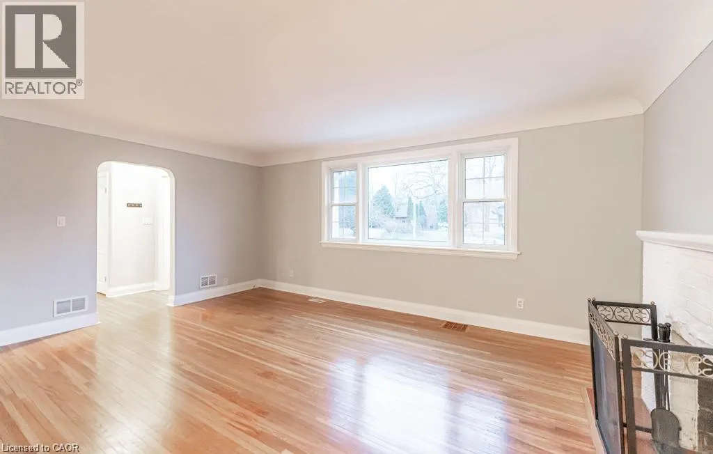88 WILSON Street E