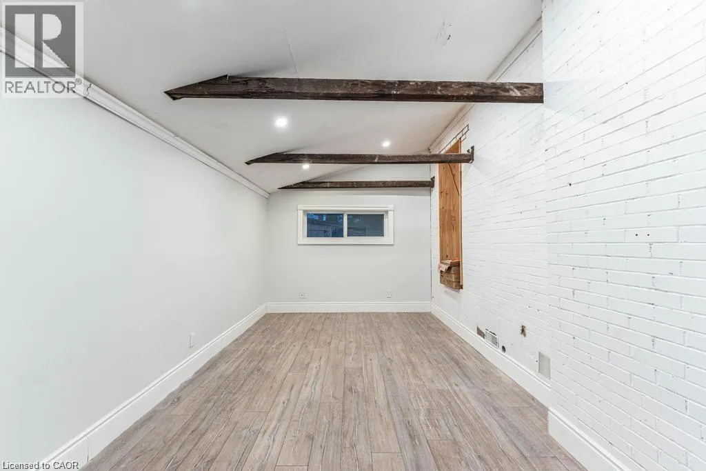 88 WILSON Street E