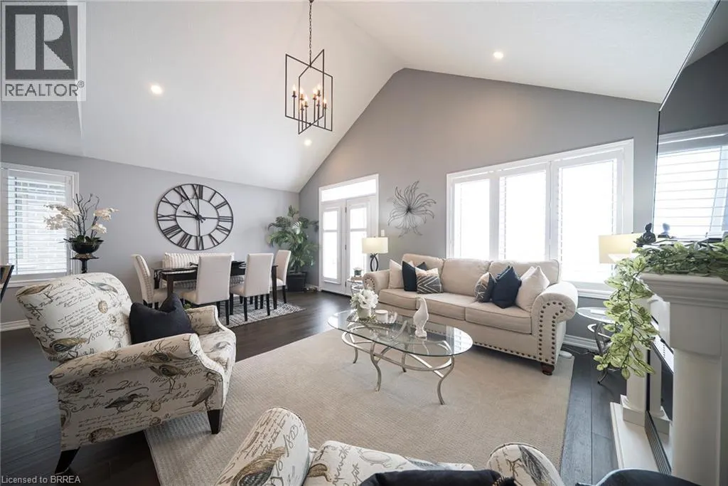 261 SCHOONER Drive