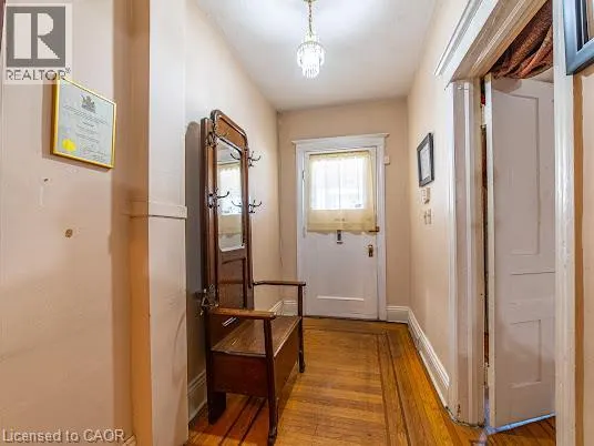 35 SHERMAN Avenue N