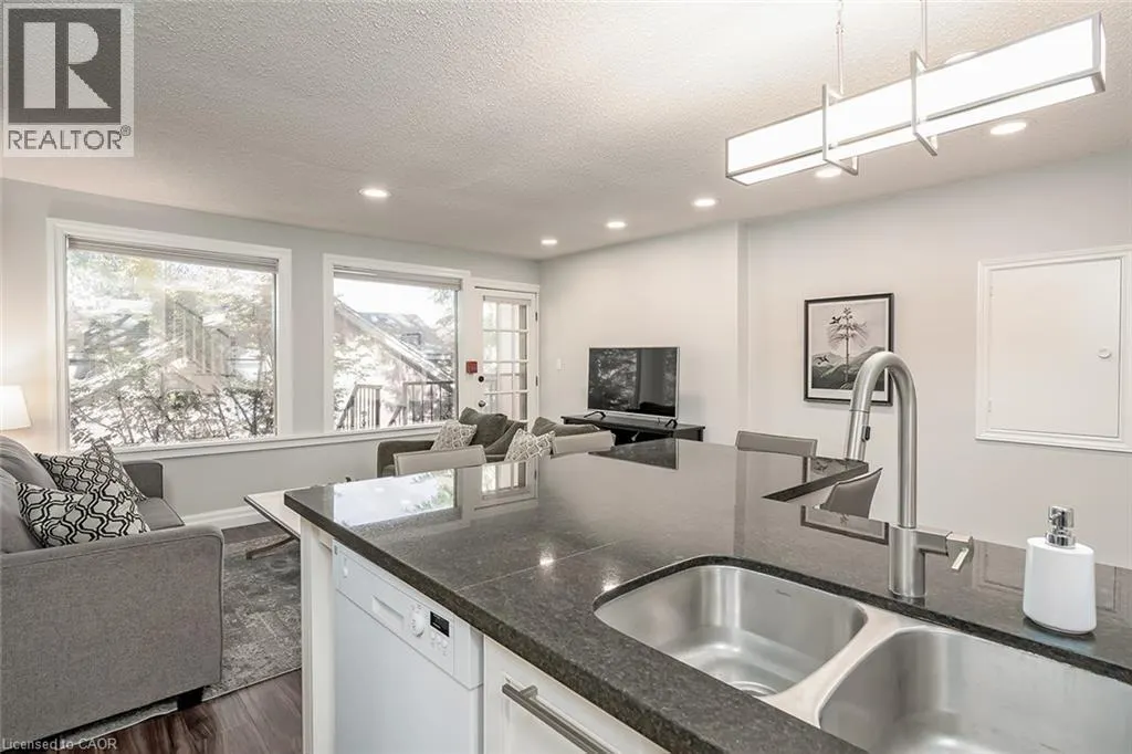 432 BURLINGTON Avenue Unit# 6 #6