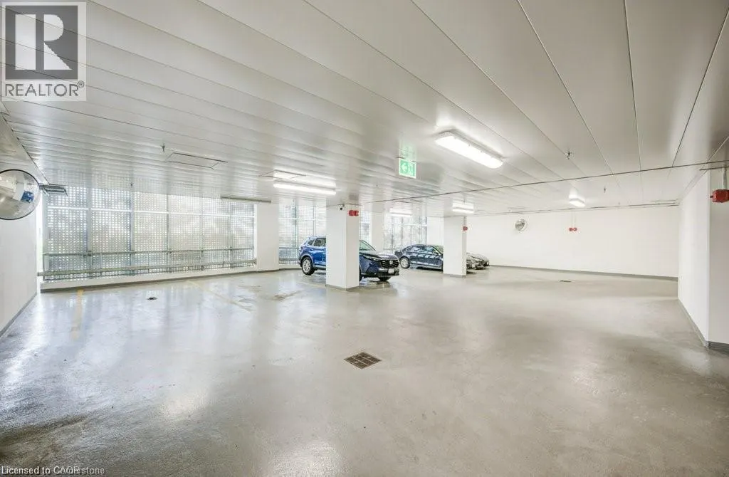 60 CHARLES Street W Unit# 3002 #3002