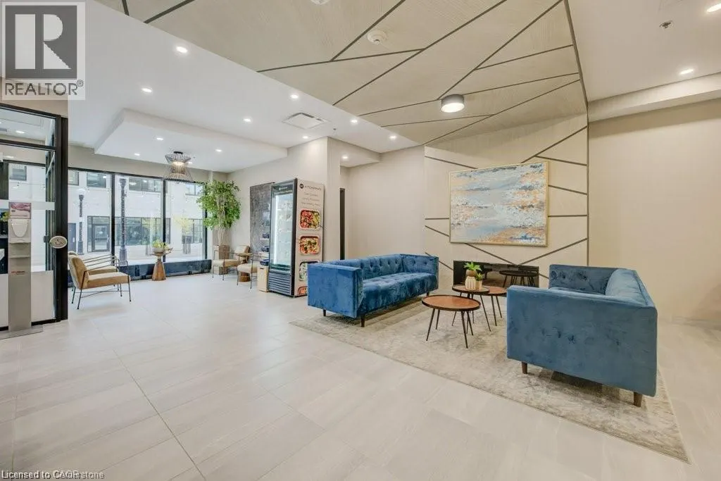 60 CHARLES Street W Unit# 3002 #3002