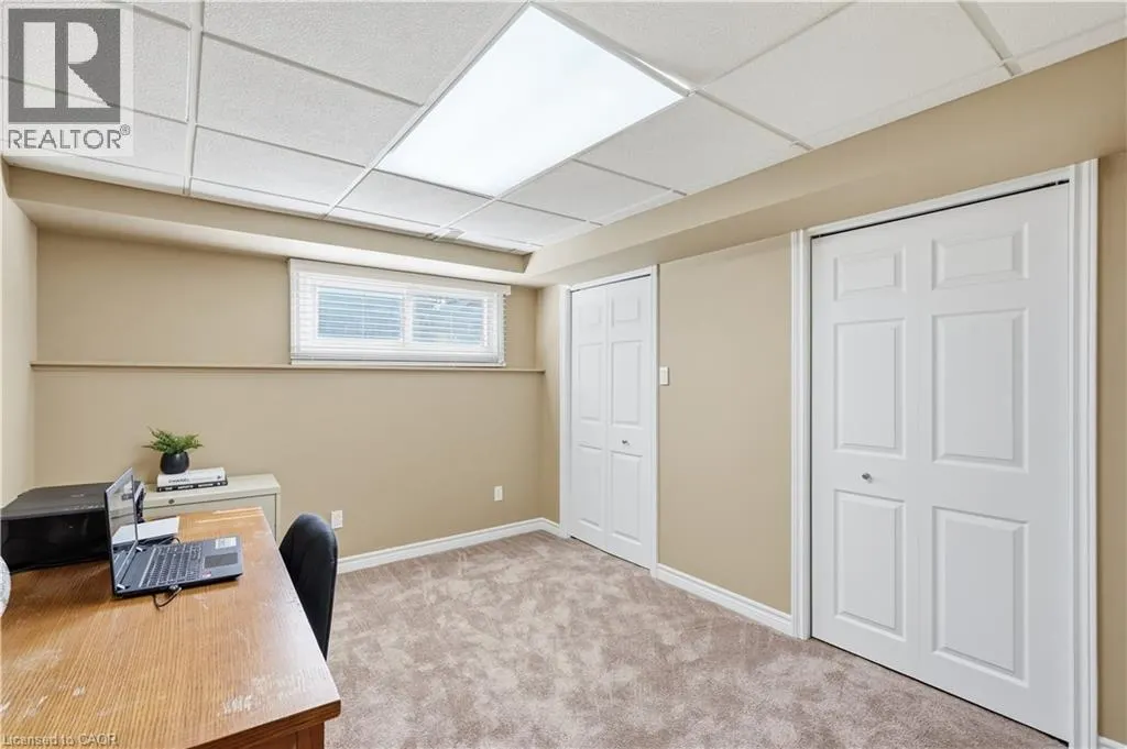 99 LYNDEN HILL Crescent