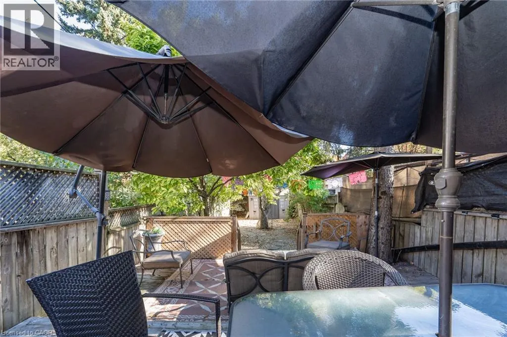 253 BARTLETT Avenue
