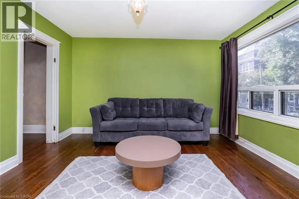 253 BARTLETT Avenue