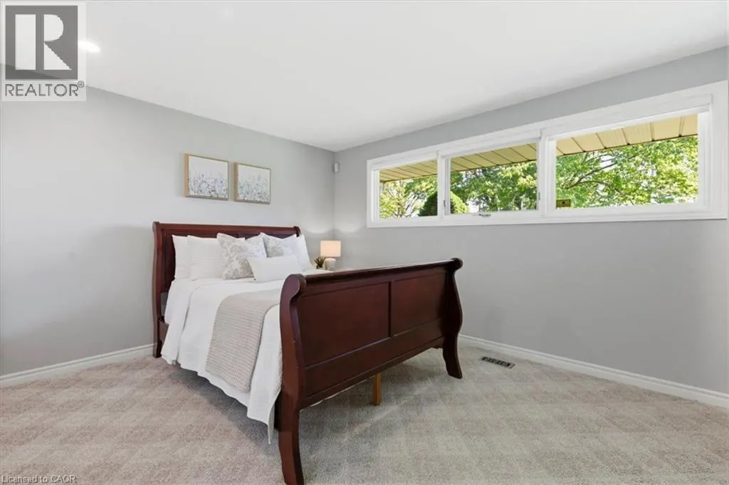1068 CAMERON Road