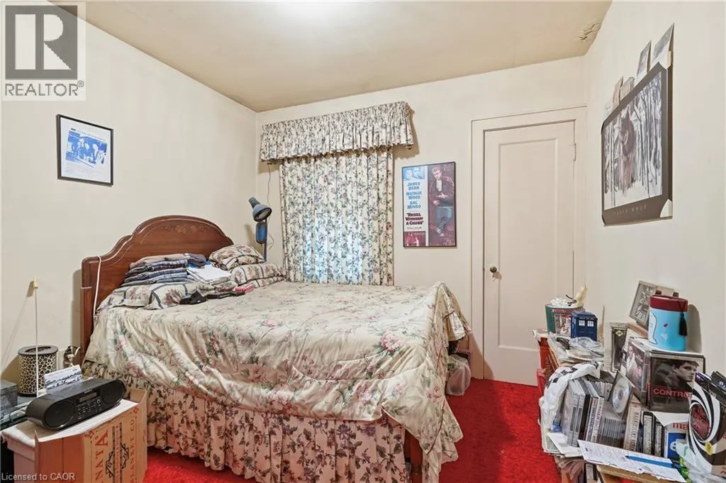 34 PINECREST Avenue