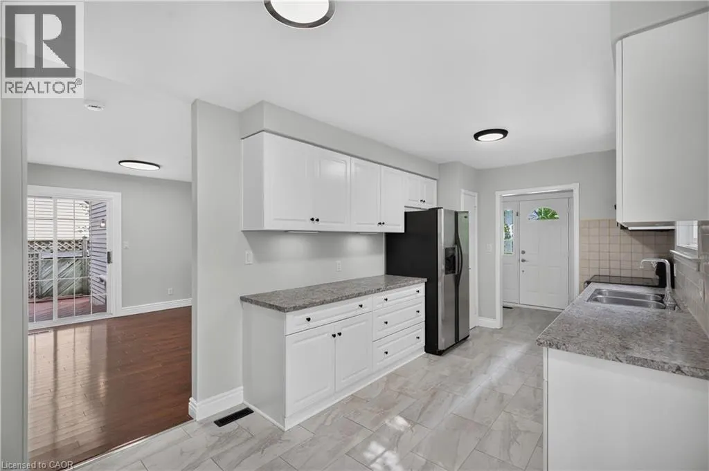 3401 ROCKWOOD Drive