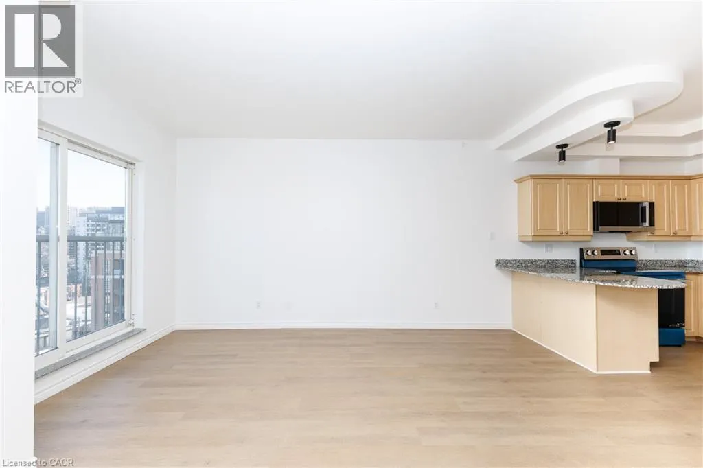 135 JAMES Street S Unit# 910 #910