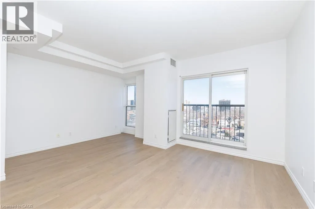 135 JAMES Street S Unit# 910 #910