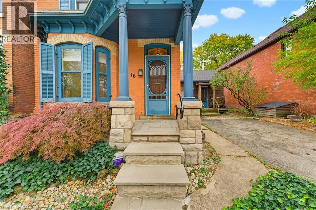 16 ALEXANDER Street