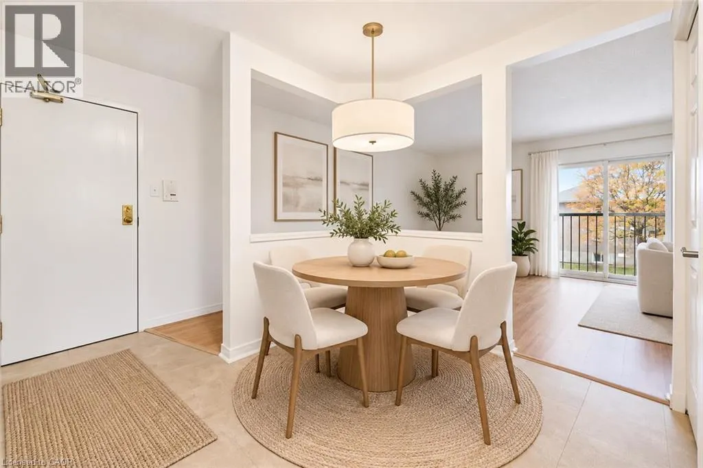 325 NORTHLAKE Drive Unit# 11 #11