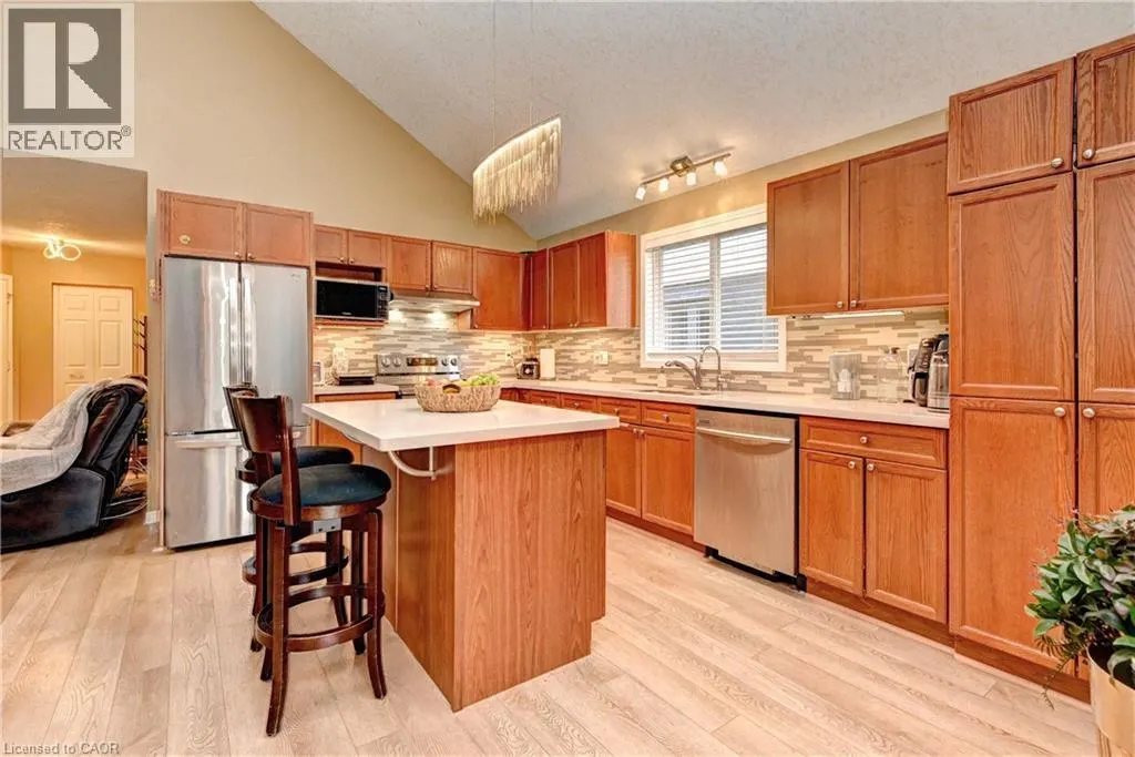 62 FALLOWFIELD Drive