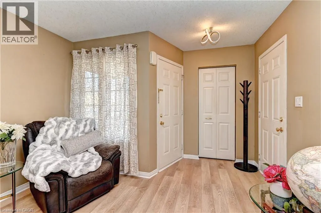62 FALLOWFIELD Drive