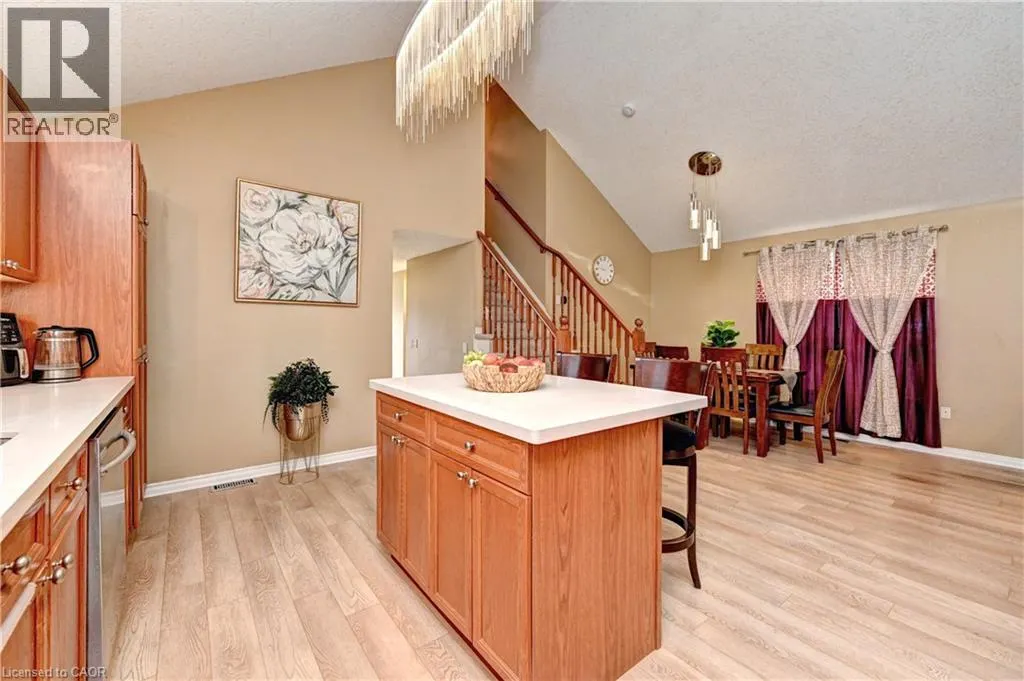 62 FALLOWFIELD Drive