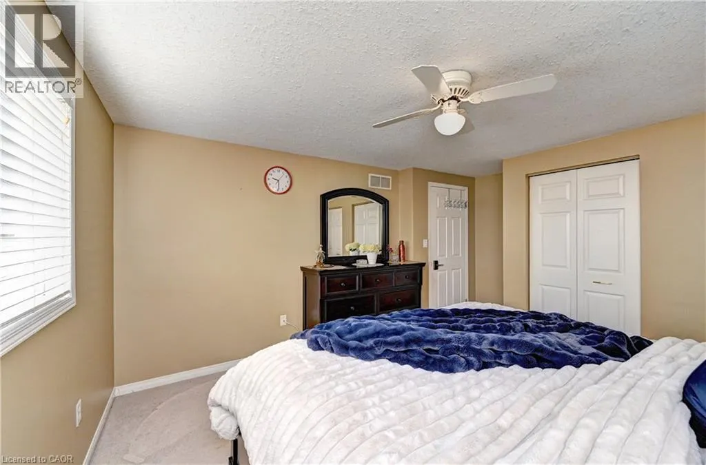 62 FALLOWFIELD Drive