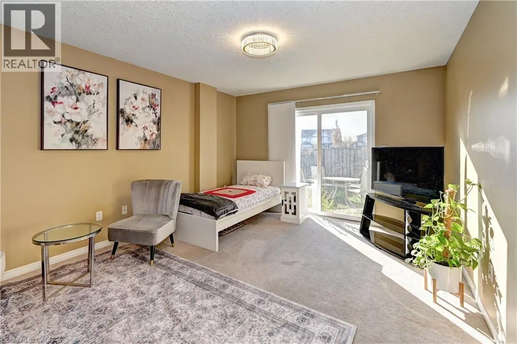 62 FALLOWFIELD Drive