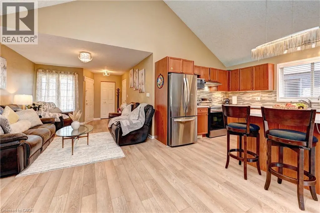 62 FALLOWFIELD Drive